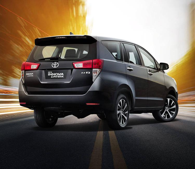 Innova crysta Car Hire in Delhi
